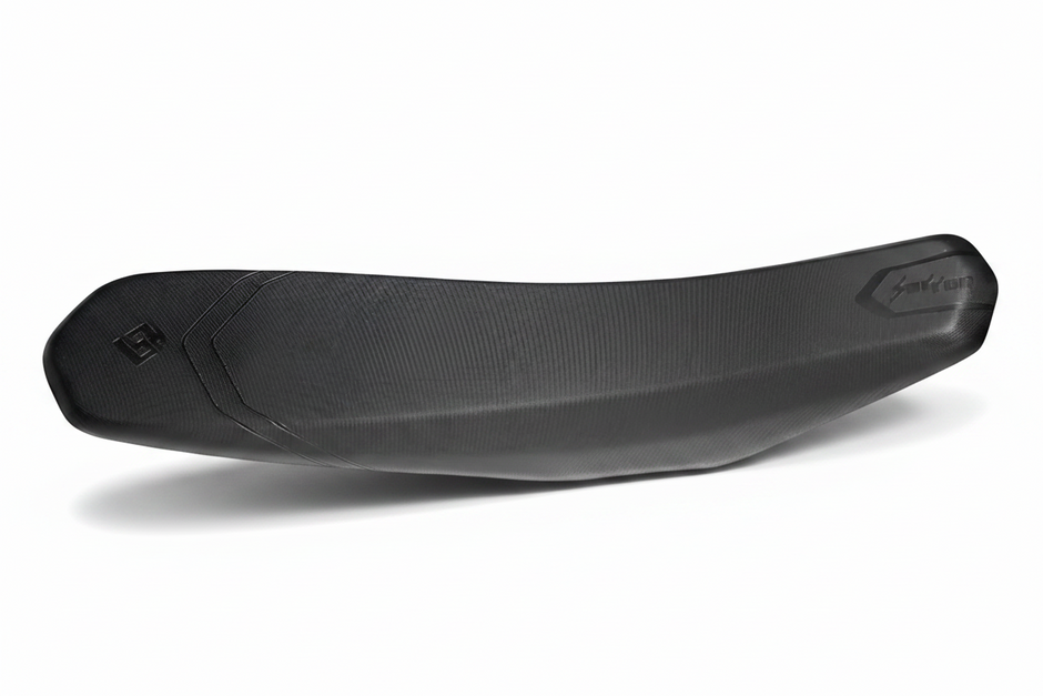 low-cut seat for ultra bee